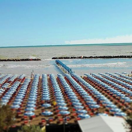 Happy Camping Village Bellaria-Igea Marina Esterno foto