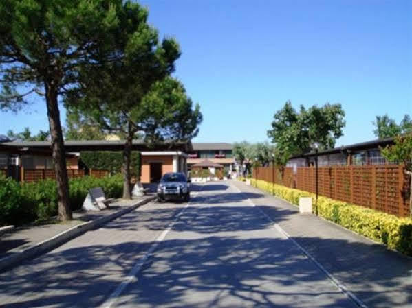 Happy Camping Village Bellaria-Igea Marina Esterno foto
